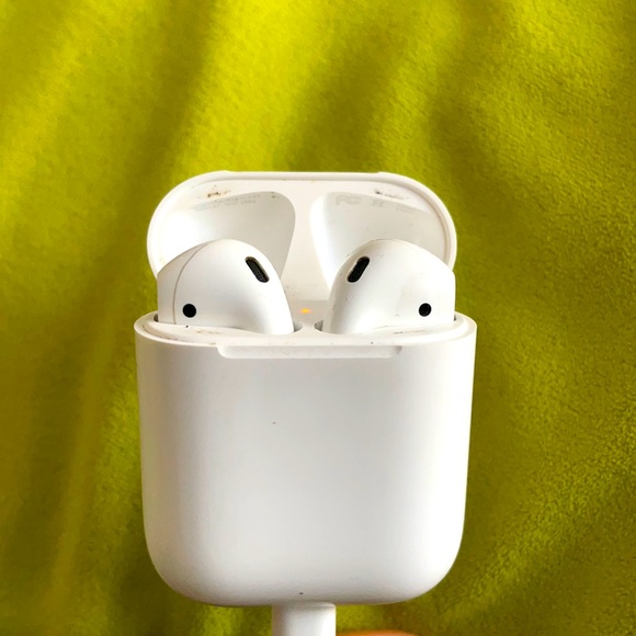 Apple Other - Apple Airpods